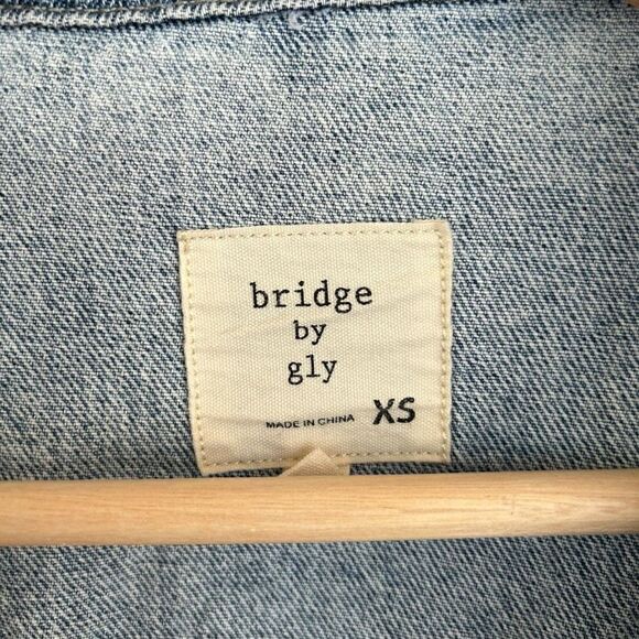 Bridge By Gly For Buckle Distressed Washed Denim Jacket Size XS - Picture 5 of 8